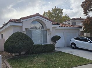 11812 Summertree Rd NE, Albuquerque, NM 87111