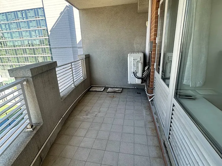 37-20 Prince St #12H — Photo 8