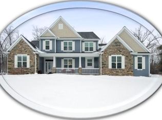 1145 Egan Rd, Brookfield, WI 53045