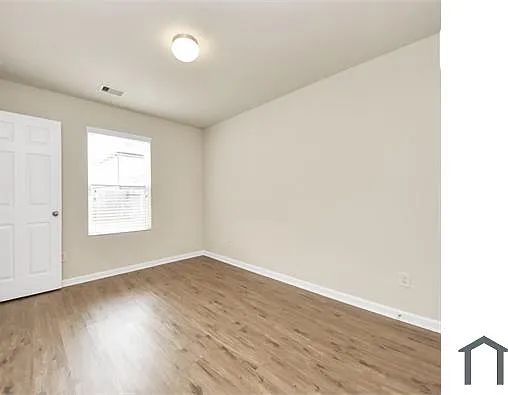9914 Swallow Dr — Photo 4