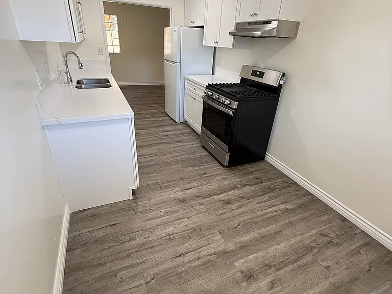 3821 Atlantic Ave #A — Photo 9