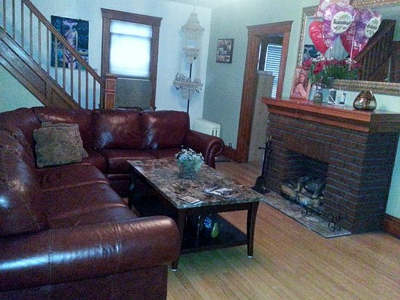 5th image of 330 E Lincoln Ave