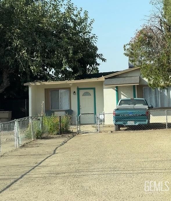 2nd image of 1512 Southgate Dr