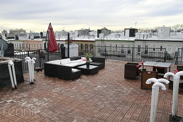 Rented by Rennit Inc. | media 30