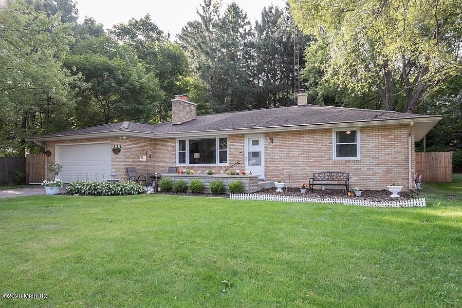 1st image of 132 Downey Dr