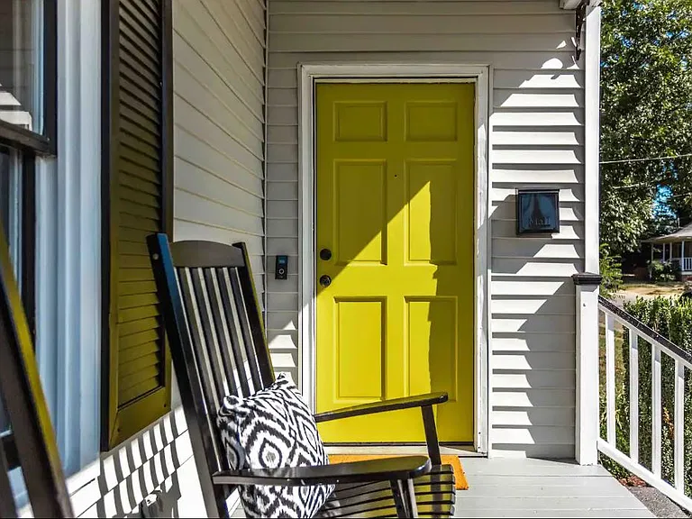 118 Haywood St — Photo 21