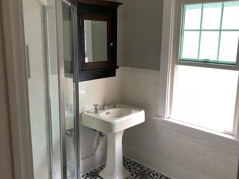 96 Virgil Ave #2 — Photo 32