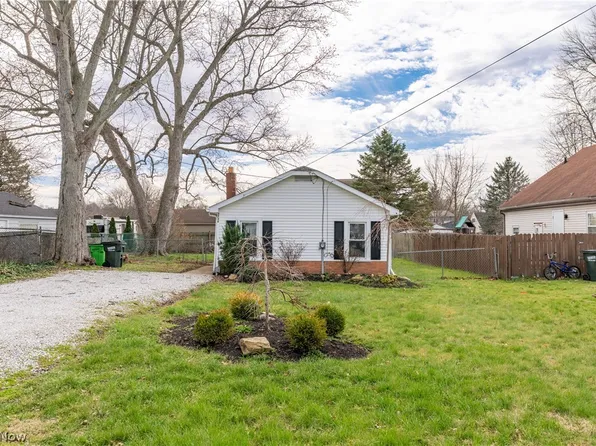 3736 Louise St, Mogadore, OH 44260