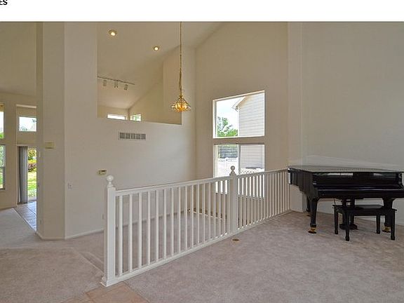 4th image of 126 Rock Bridge Ct