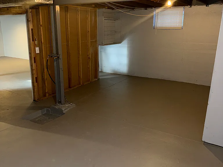 5944 Drury Ln — Photo 16
