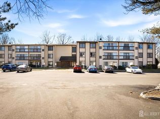 277 Crosse Dr APT 3E, Monroe Township, NJ 08831