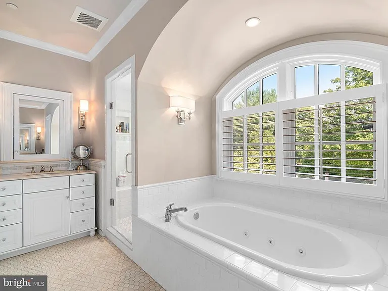 4400 Elm St — Photo 23