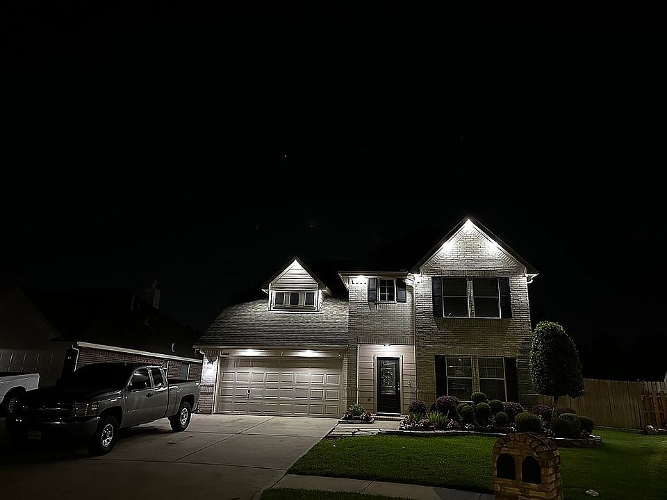 1st image of 2106 Kingwood Dr
