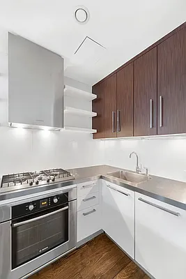 Rented by Compass | media 25