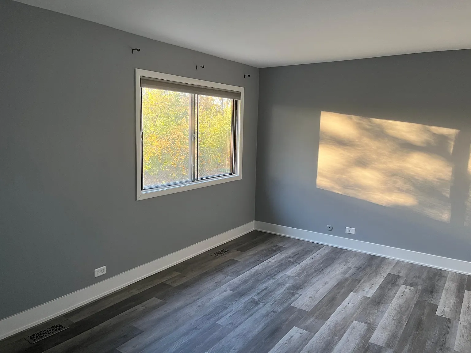 324 Clearwater Ln — Photo 3