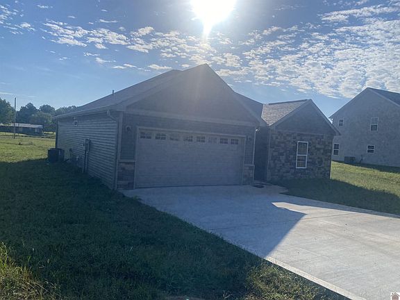 2nd image of 36 Stonegate Dr