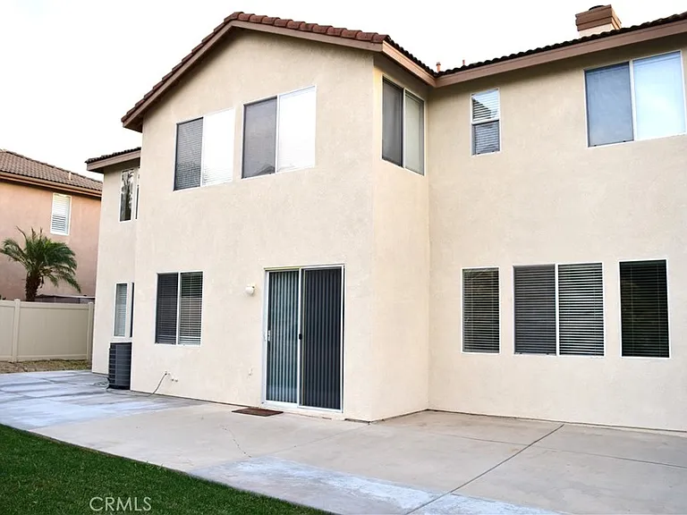 24094 Safiro Ct — Photo 11
