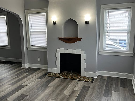 4th image of 1919 Kensington Rd #1