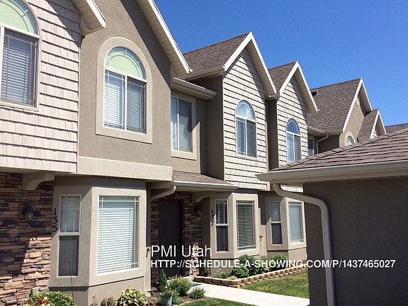 2nd image of 137 S Tamarak Cir
