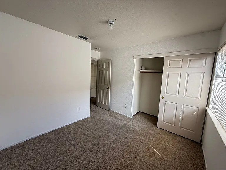 6415 Shasta Creek Way — Photo 19