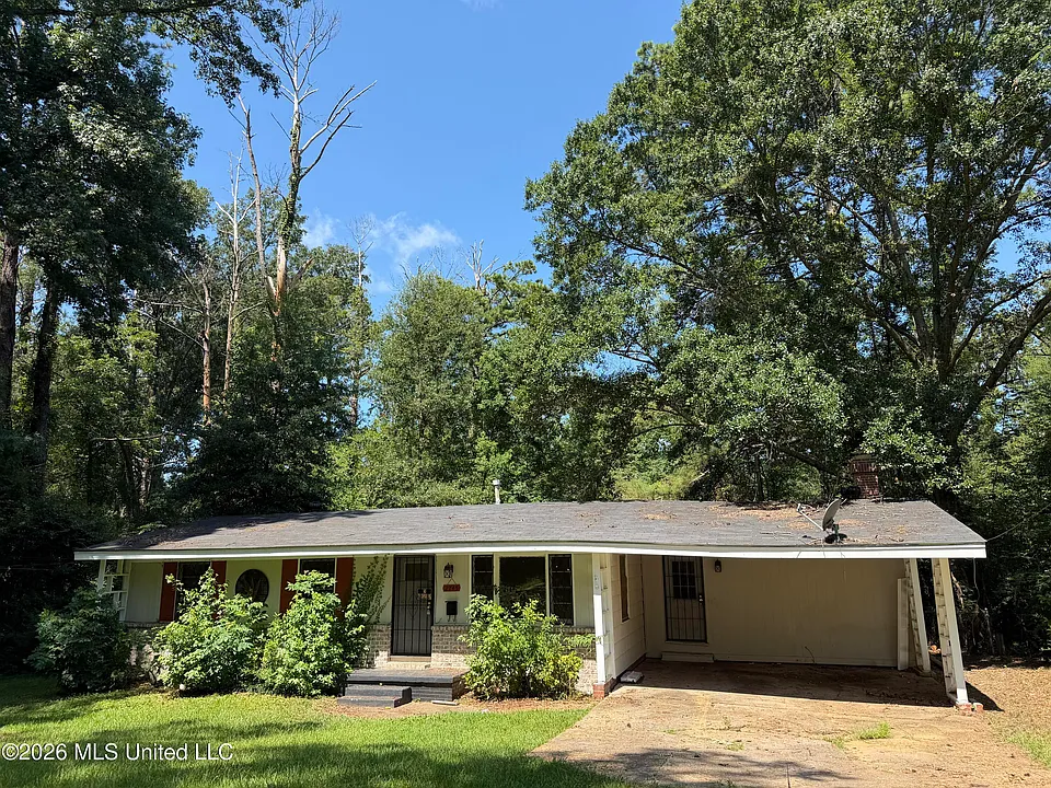 2745 Marydale Dr