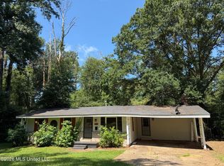 2745 Marydale Dr, Jackson, MS 39212