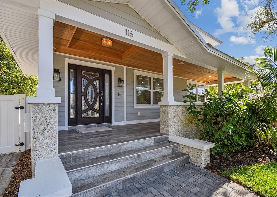1st image of 116 SE 20TH AVENUE SE