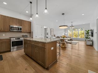 828 Bobcat Ave #203, Columbus, OH 43212