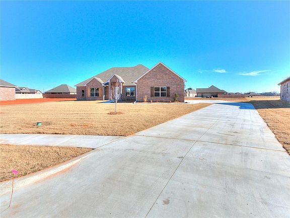 2nd image of 2712 Palazzo Cir