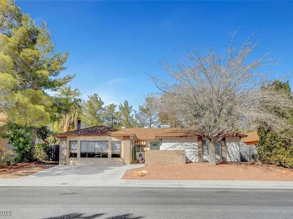 976 El Camino Way, Boulder City, NV 89005