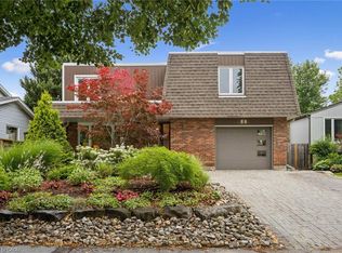 88 Manor Dr, Kitchener, ON N2A2V1