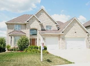 1058 Sean Cir, Darien, IL 60561