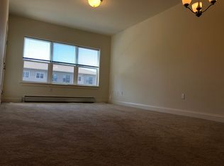 20 Carmichael St #1B-1BA-800SQFT, Essex Junction, VT 05452