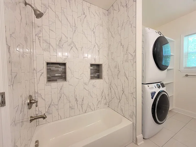 624 Grace Ave — Photo 11