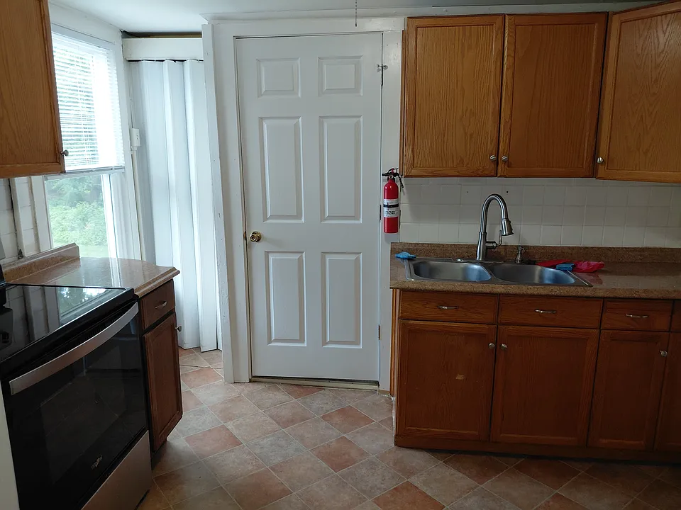 9 Church St #2