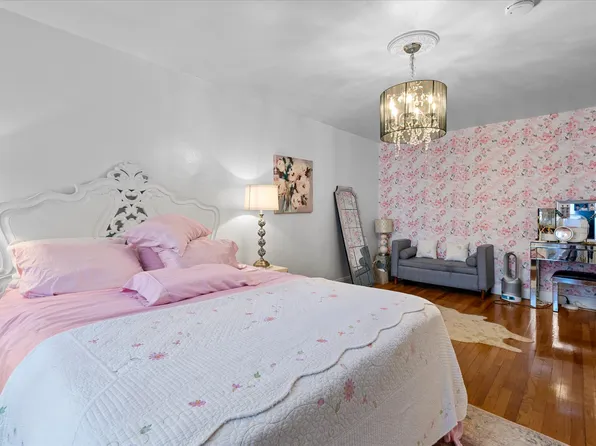 7401 Shore Road image 20 of 21