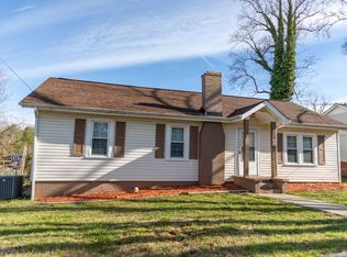 122 Jefferson St, Morganton, NC 28655