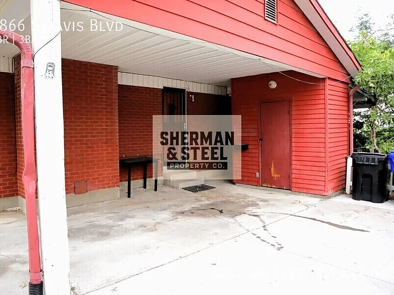 1866 S Davis Blvd — Photo 5