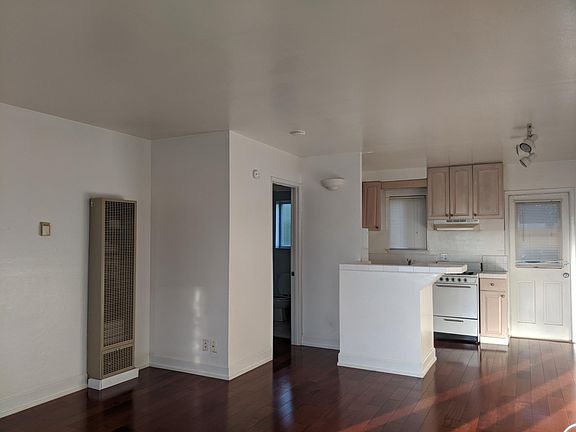 2nd image of 1414 Kansas St #6