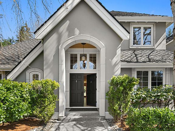 3rd image of 16206 223rd Ave NE