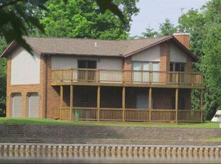 16192 Mintdale Rd, Constantine, MI 49042