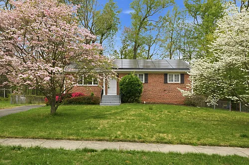 7414 Jervis St Photo 1
