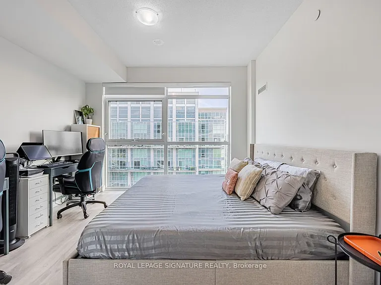 251 Manitoba St #2704 — Photo 18
