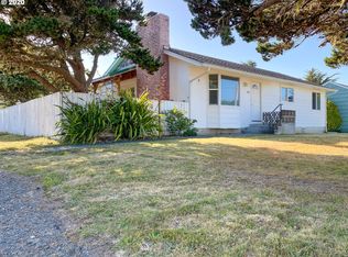 980 Jackson Ave SW, Bandon, OR 97411
