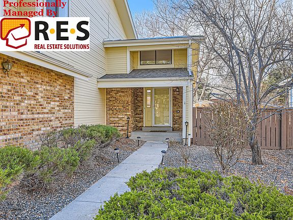 4th image of 1383 Briar Cir