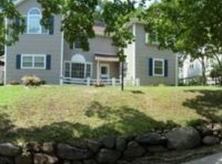 15 Linwood Ter, Caldwell, NJ 07006