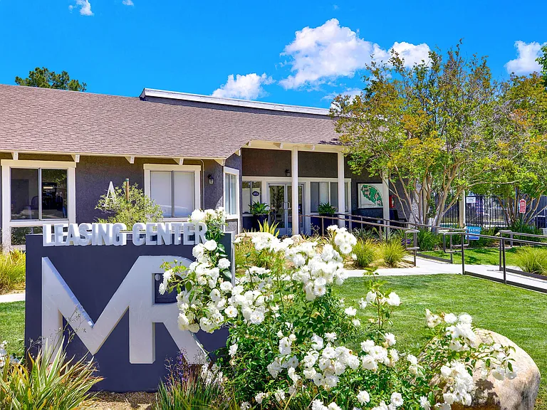 Monterra Ridge Apartments — Photo 2