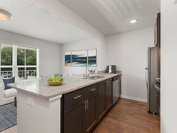 5th image of 304 E Glenn Ave #1-D