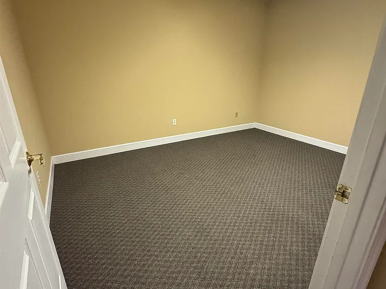 2709 Killarney Way #3 — Photo 11