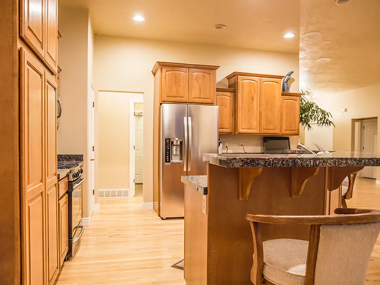 2032 E Eagle Crest Dr — Photo 14